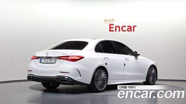 Mercedes-Benz C-Class C300 4MATIC AMG Line — пробег 61 893 км — фото 2 из 5