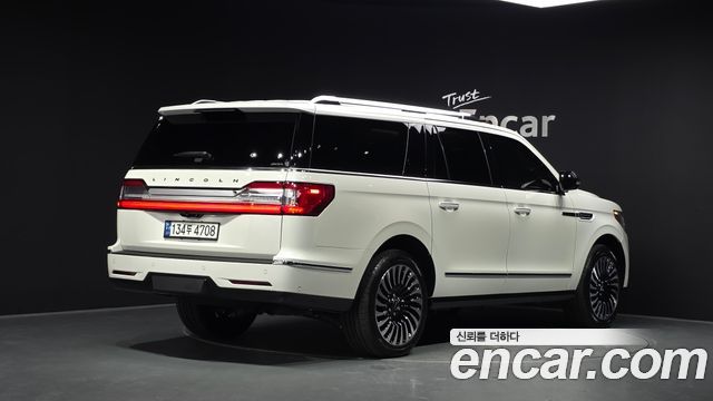 Lincoln Navigator из Кореи Encar