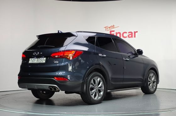 Hyundai Santafe Diesel(e-VGT) 2.0 4WD Exclusive — пробег 97 884 км — фото 2 из 5