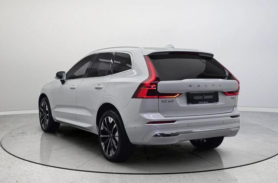 Volvo XC60 T8 Ultra Bright — пробег 1 109 км — фото 2 из 5