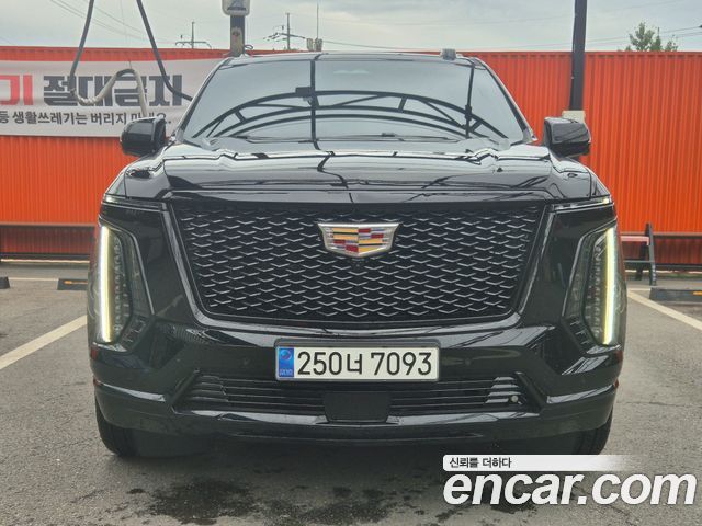 Cadillac Escalade 6.2 ESV ESV Sports Platinum — пробег 11 300 км — фото 2 из 5