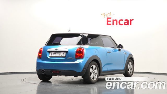 Mini Cooper Mid 3rd — пробег 146 297 км — фото 2 из 5