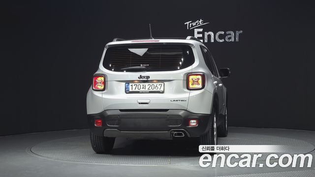 Jeep Renegade 2.4 Limited — пробег 18 390 км — фото 4 из 5