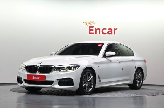 BMW 5-Series 520d xDrive M Sport Package Plus — пробег 133 613 км — фото 1 из 5