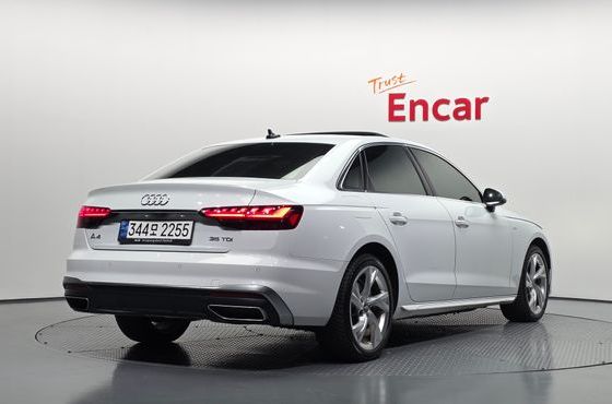 Audi A4 35 TDI Premium — пробег 78 558 км — фото 2 из 5