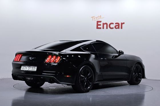 Ford Mustang Coupe — пробег 154 078 км — фото 2 из 5