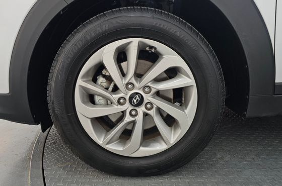 Hyundai Tucson Diesel 2.0 2WD Modern — пробег 143 398 км — фото 5 из 5