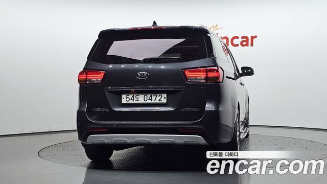 Kia Carnival из Кореи Encar
