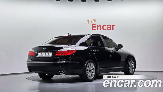 Hyundai Genesis из Кореи Encar