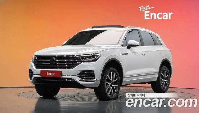 Volkswagen Touareg 3.0 TDI Prestige — пробег 60 087 км — фото 1 из 5