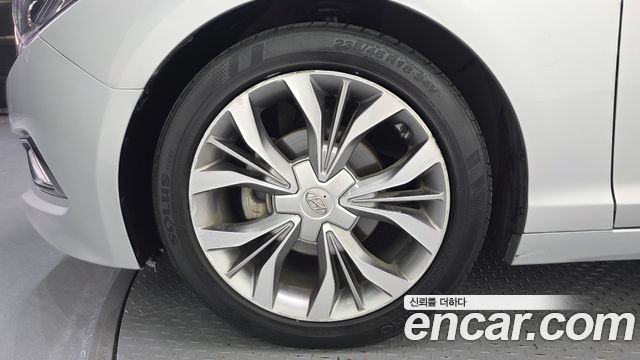 Hyundai Sonata 2.0 Premium — пробег 112 760 км — фото 5 из 5
