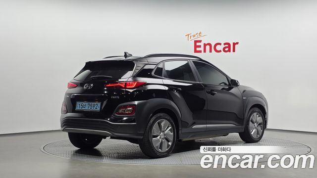 Hyundai Kona из Кореи Encar