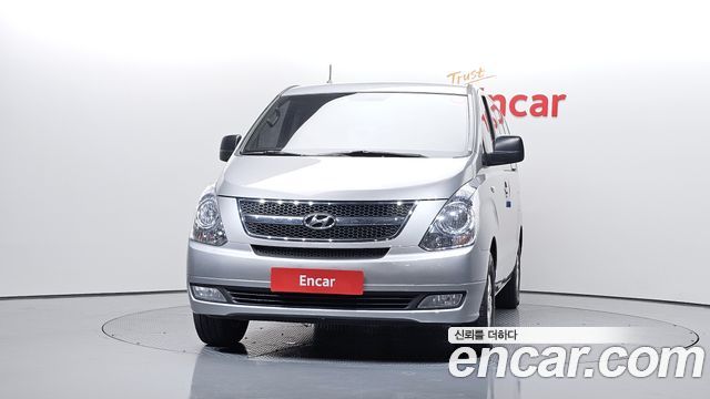 Hyundai Starex 5-Seater VAN CVX Premium — пробег 209 058 км — фото 3 из 5