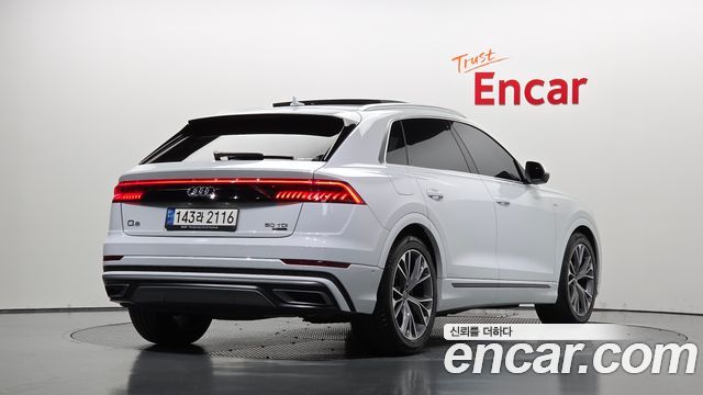 Audi Q8 50 TDI Quattro Premium — пробег 47 684 км — фото 2 из 5