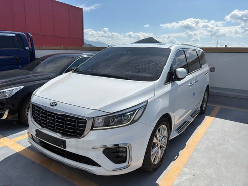 Kia Carnival Gasoline 9-Seater Noblesse Special — пробег 147 998 км — фото 1 из 5