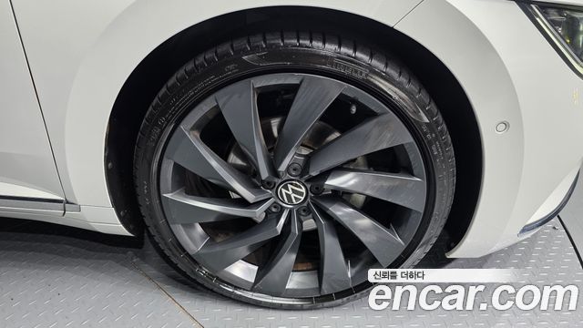 Volkswagen Arteon 2.0 TDI Presige 4Motion — пробег 45 288 км — фото 5 из 5