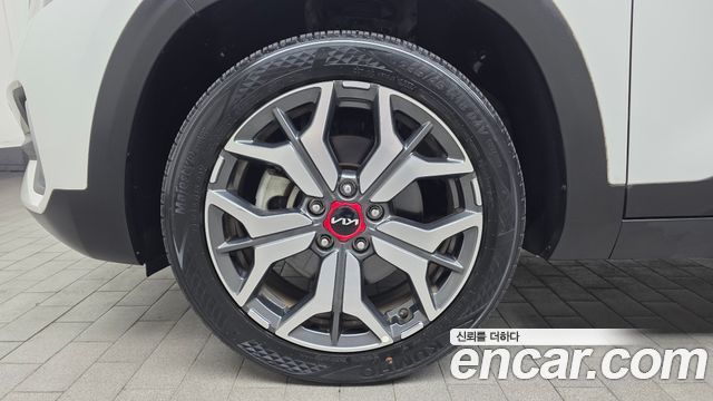 Kia Seltos из Кореи Encar