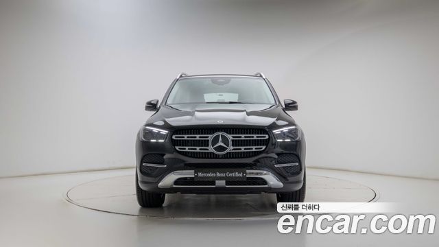 Mercedes-Benz GLE-Class GLE350 4MATIC — пробег 1 370 км — фото 3 из 5