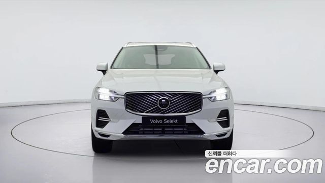 Volvo XC60 T8 Ultra Bright — пробег 808 км — фото 2 из 5