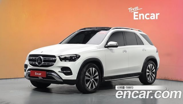 Mercedes-Benz GLE-Class GLE300d 4MATIC — пробег 61 409 км — фото 1 из 5