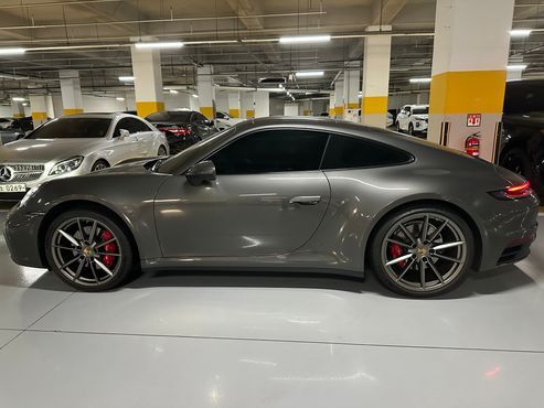 Porsche 911 Carrera 4S — пробег 18 600 км — фото 3 из 5