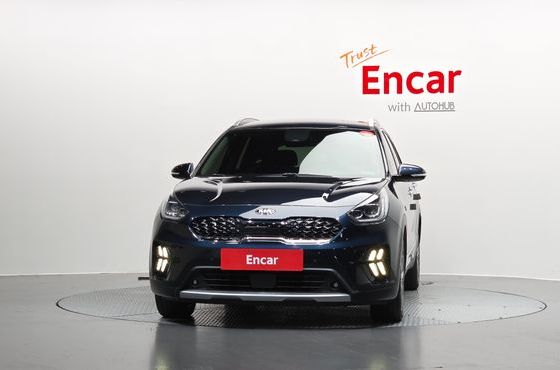 Kia Niro 1.6 HEV Noblesse Special — пробег 111 401 км — фото 3 из 5