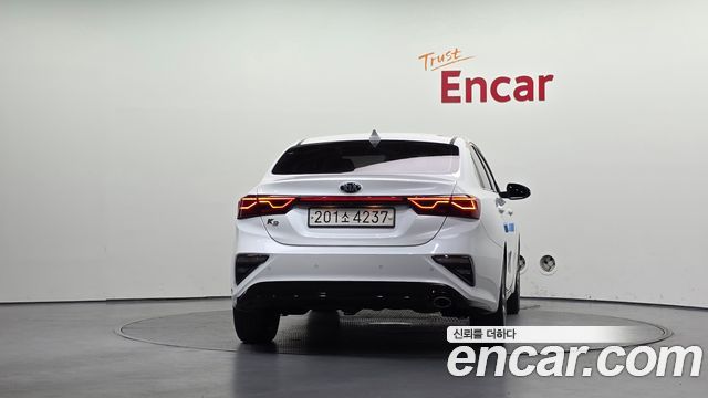 Kia K3 из Кореи Encar