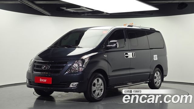 Hyundai Starex 4WD 11-Seater Wagon Smart — пробег 46 009 км — фото 1 из 5