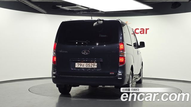 Hyundai Starex 4WD 11-Seater Wagon Smart — пробег 46 009 км — фото 4 из 5