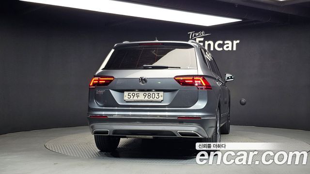 Volkswagen Tiguan 2.0 TDI Prestige — пробег 178 907 км — фото 4 из 5