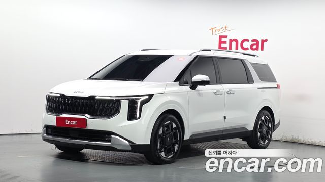 Kia Carnival Gasoline 9-Seater Prestige — пробег 8 911 км — фото 1 из 5