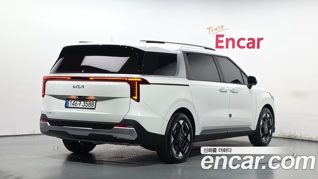 Kia Carnival Gasoline 9-Seater Prestige — пробег 8 911 км — фото 2 из 5