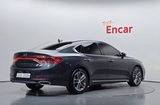 Hyundai Grandeur 2.4 Premium Special — пробег 192 767 км — фото 2 из 5