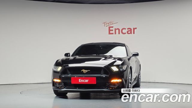 Ford Mustang GT Coupe — пробег 89 118 км — фото 3 из 5