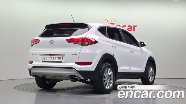 Hyundai Tucson Diesel 1.7 2WD Style — пробег 147 466 км — фото 2 из 5