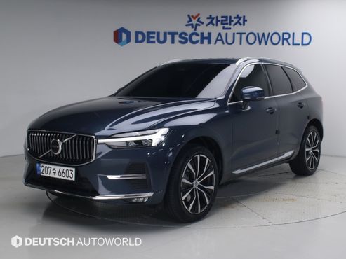 Volvo XC60 B6 Ultimate Bright — пробег 49 350 км — фото 1 из 5