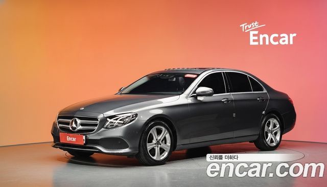 Mercedes-Benz E-Class E200 Avantgarde — пробег 37 119 км — фото 1 из 5