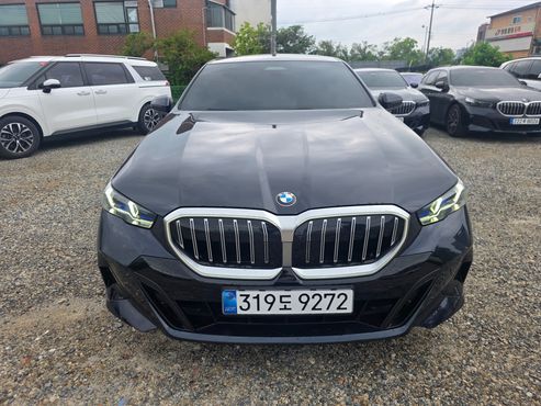 BMW 5-Series 520i M Sport — пробег 8 723 км — фото 1 из 5