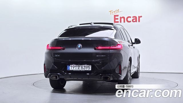 BMW X4 xDrive20i M Sport — пробег 45 412 км — фото 4 из 5