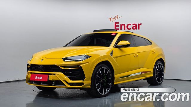 Lamborghini Urus из Кореи Encar