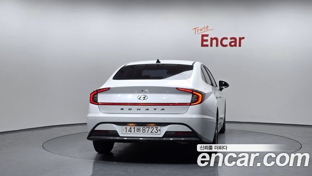 Hyundai Sonata 2.0 Premium — пробег 169 655 км — фото 4 из 5