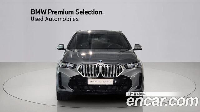 BMW X6 xDrive40i M Sport — пробег 4 115 км — фото 3 из 5