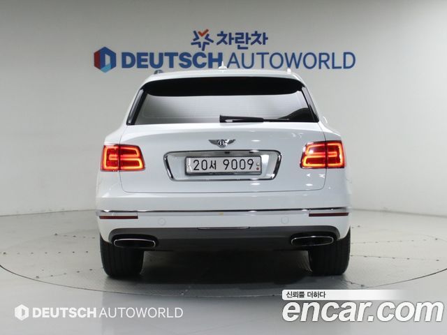 Bentley Bentayga 6.0 W12 — пробег 59 130 км — фото 4 из 5