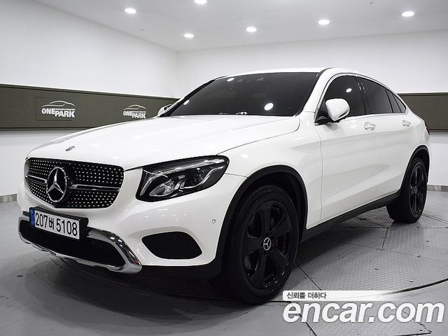 Mercedes-Benz GLC-Class GCL300 4MATIC Coupe — пробег 110 443 км — фото 1 из 5