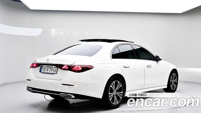 Mercedes-Benz E-Class из Кореи Encar