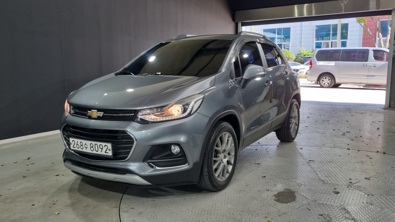 Chevrolet (Daewoo) Trax 1.6 Diesel LT Core — пробег 104 000 км — фото 1 из 5