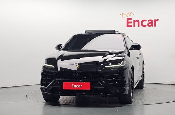 Lamborghini Urus 4.0 V8 — пробег 10 545 км — фото 3 из 5