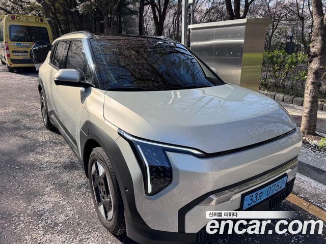 Kia EV3 Long Range 2WD Earth — пробег 59 000 км — фото 3 из 5