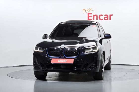 BMW iX3 M Sports — пробег 33 353 км — фото 3 из 5