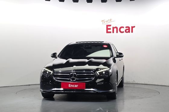 Mercedes-Benz E-Class E350 4MATIC Avantgarde — пробег 122 372 км — фото 3 из 5